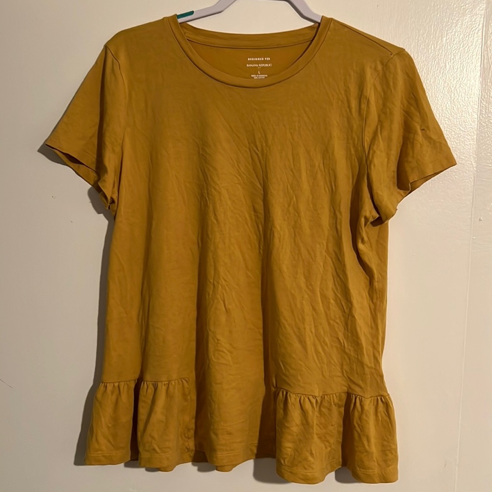 Banana Republic Tee